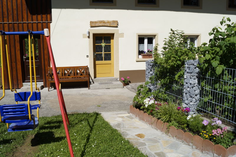 Ferienwohnung am Weiher - Kleines Wiesental - Wies - Ferienwohnung - (c